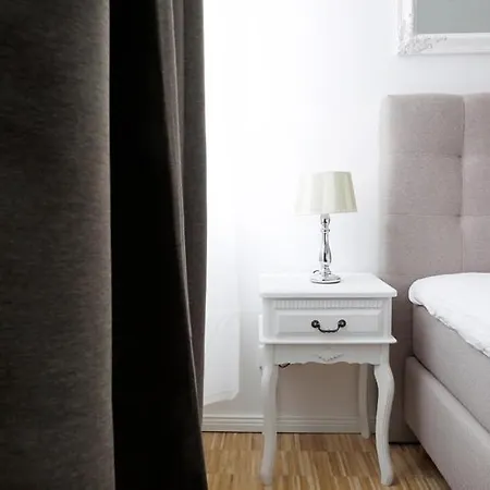 Sc 08 By Rockchair L Cozy 3 Sz 2 Baeder Balkon Berlin