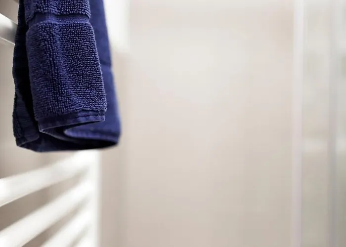 Sc 08 By Rockchair L Cozy 3 Sz 2 Baeder Balkon Βερολίνο