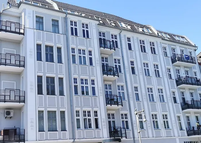 Sc 08 By Rockchair L Cozy 3 Sz 2 Baeder Balkon * Βερολίνο