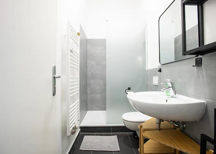 Sc 08 By Rockchair L Cozy 3 Sz 2 Baeder Balkon Berlijn