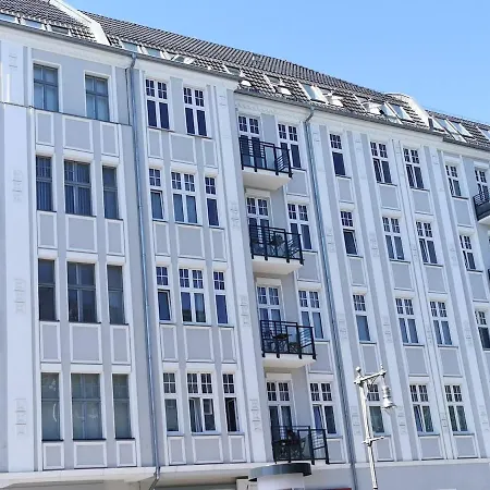 Sc 08 By Rockchair L Cozy 3 Sz 2 Baeder Balkon * Berlijn