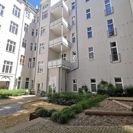 Sc 08 By Rockchair L Cozy 3 Sz 2 Baeder Balkon Berlijn